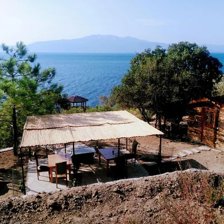 Assos Sivrice Deveboyun Misafir Evi * Ayvacik