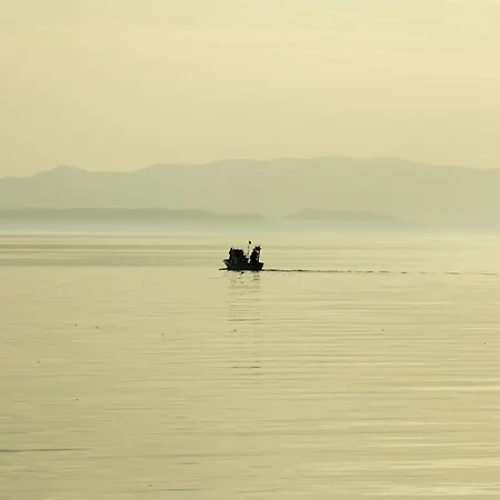 Assos Sivrice Deveboyun Misafir Evi Ayvacik (Canakkale)