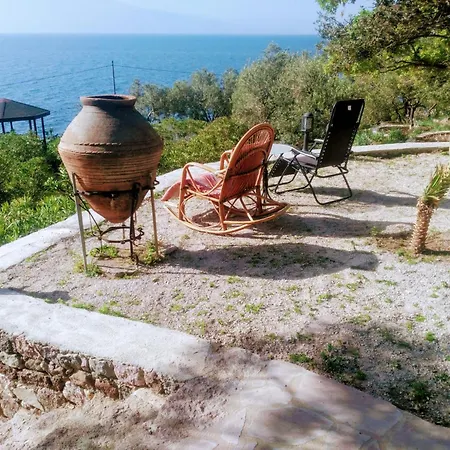 Apartment Assos Sivrice Deveboyun Misafir Evi